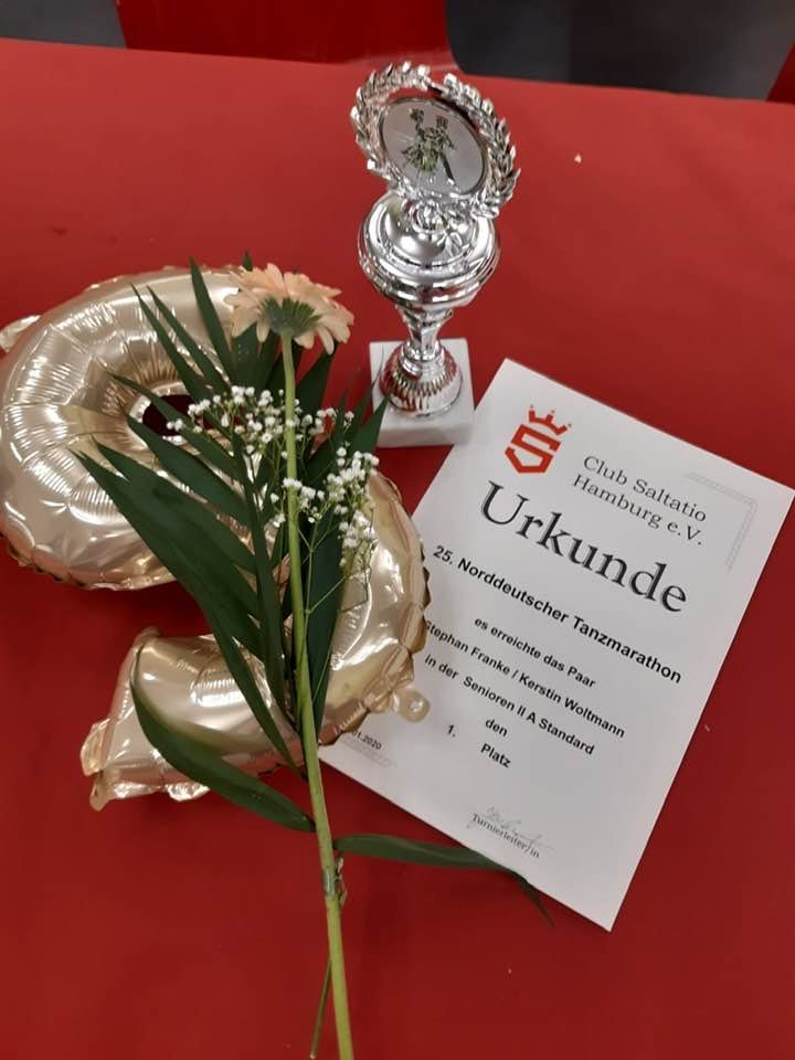 Aufstieg in die Sonderklasse Standard für Kerstin Woltmann & Stephan Franke